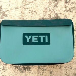 YETI waterproof pouch accessory - Sidekick Dry Gearcase